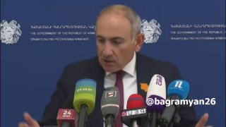 Премьер-министр Армении Никол Пашинян выступает в Вайке