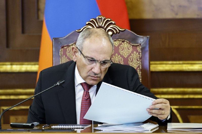 Премьер-министр Никол Пашинян председательствует на заседании Комитета по государственным инвестициям.