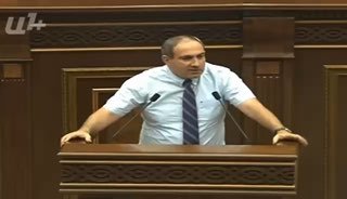 Избирательный участок в Вайке во время выборов мэра.