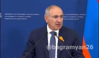 Никол Пашинян на пресс-конференции, Армения