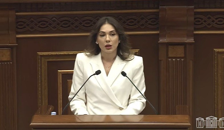 Здание Парламента Армении в Ереване, где обсуждаются законодательные изменения, влияющие на управление, в том числе в Вайке