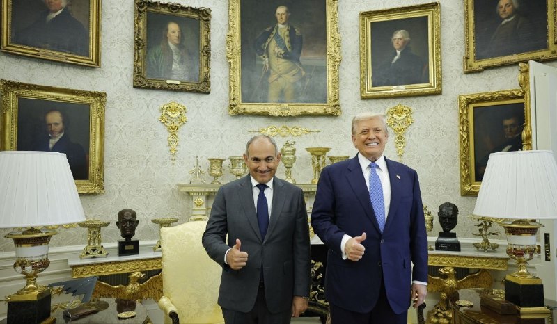 Никол Пашинян и Дональд Трамп на официальной встрече, Армения