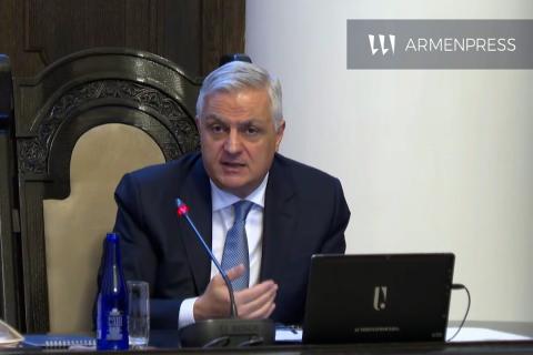 Вице-премьер Армении на пресс-конференции в Вайке обсуждает проблему экспорта в ЕС