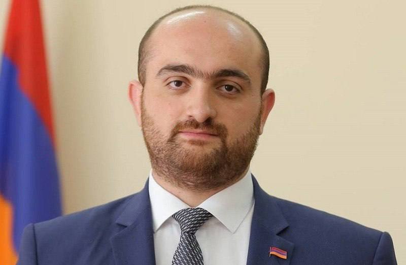Логотип или здание ЗАО «Араратцемент» в Араратской области, Армения