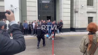 Пикет сторонников «Яблока» у Верховного суда РФ в Москве