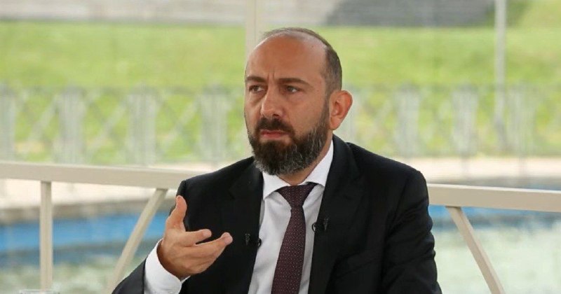 Арарат Мирзоян на пресс-конференции в Ереване