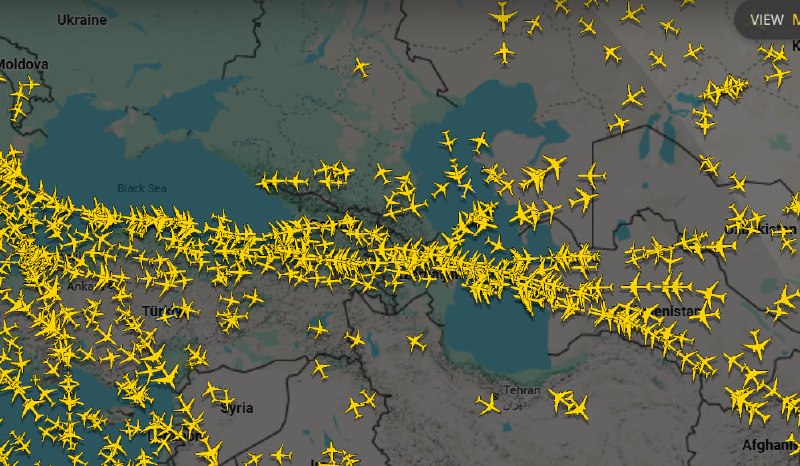 Самолеты в небе над Арменией, транзитные рейсы, Вайк