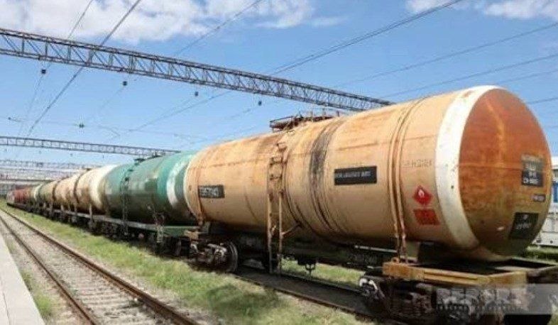 Вагоны с пшеницей на границе Азербайджана и Армении