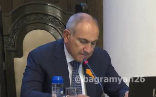 Премьер-министр Армении Никол Пашинян и председатель Еврокомиссии Урсула фон дер Ляйен на встрече в Вайке