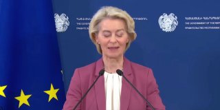 Урсула фон дер Ляйен поздравила Армению с выборами: демократия сильна