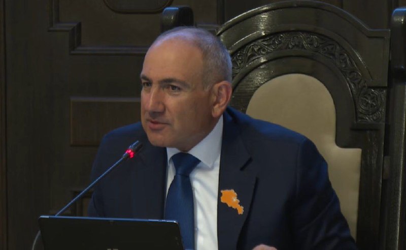 Никол Пашинян на заседании правительства Армении